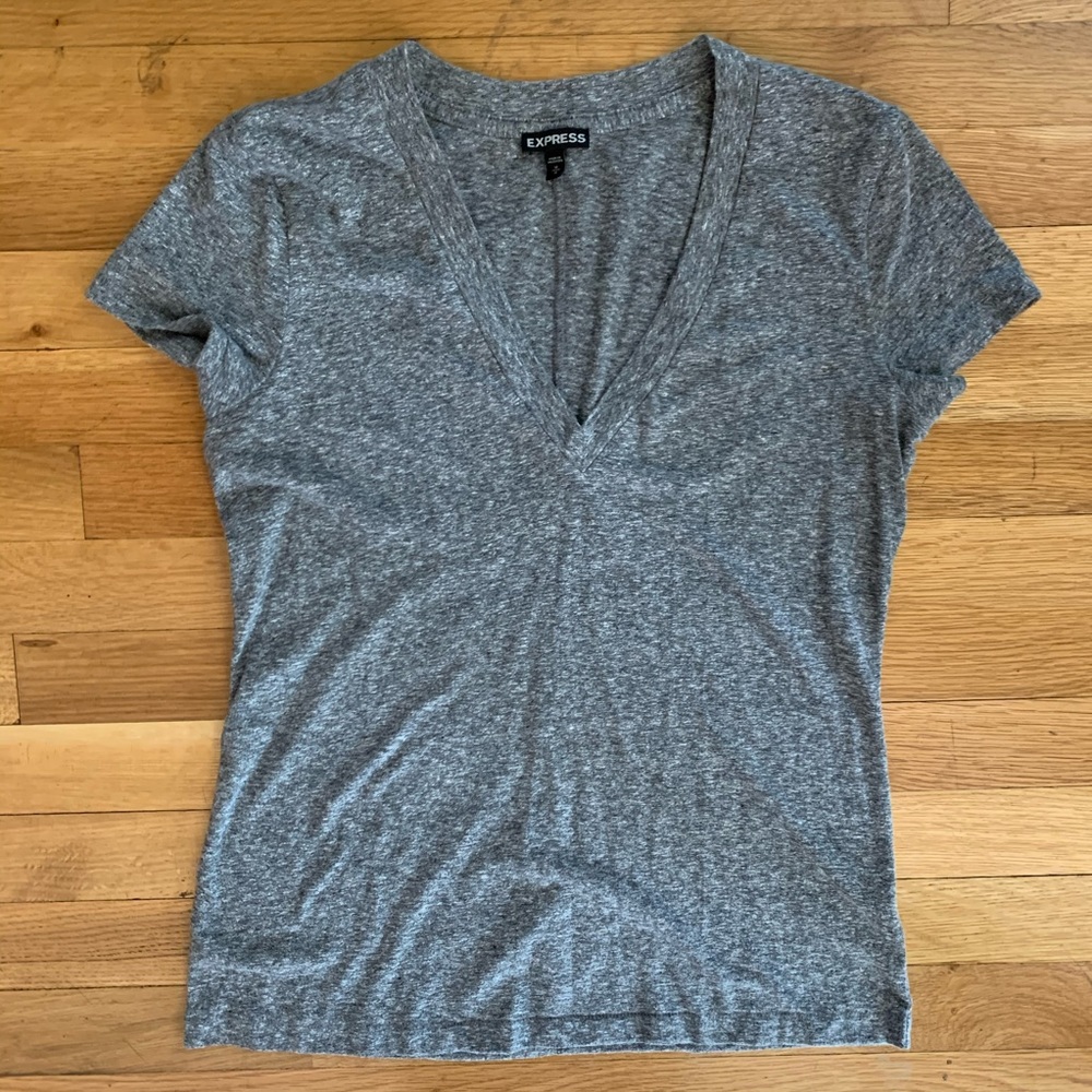Heather Gray Womens V-Neck Tee Size Medium